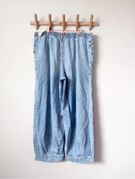 Free People Oslo Light Blue Wide-Leg High-Waist Jogger Jeans - Picture 5 of 14